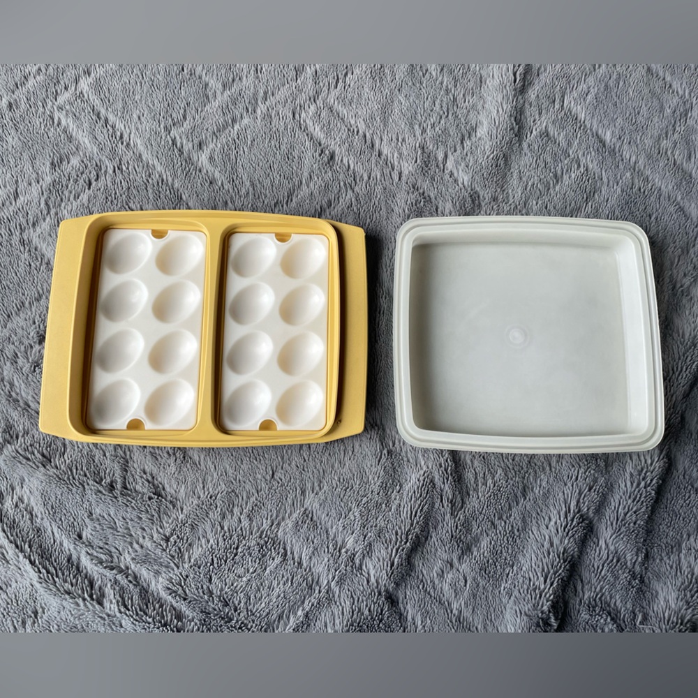 Vintage Tupperware Mustard Yellow and White Deviled Egg Carrier